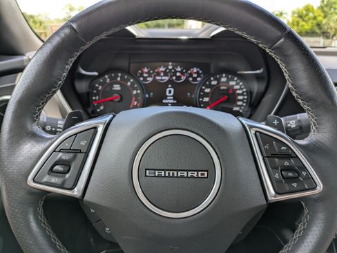 Used 2016 Chevrolet Camaro SS RWD image 24