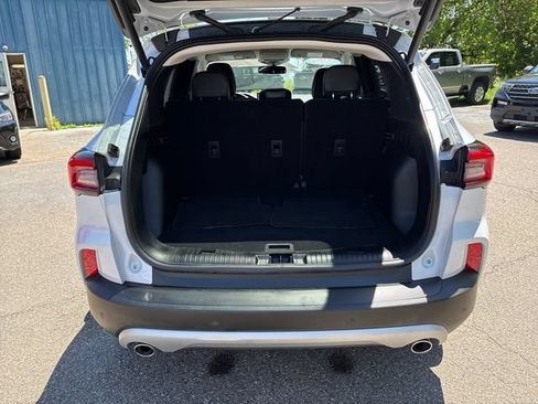 Used 2025 Ford Escape Platinum AWD/4WD image 21