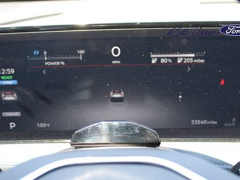 Used 2023 Nissan Ariya AWD/4WD image 25