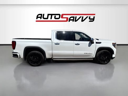 Used 2025 GMC Sierra 1500 Denali w/ Denali Reserve Package AWD/4WD image 8