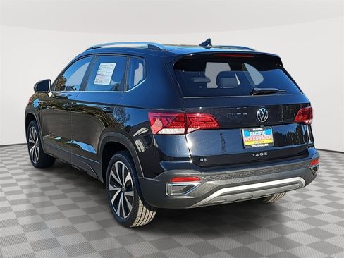Used 2022 Volkswagen Taos SE image 7