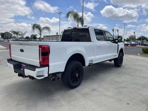 Used 2024 Ford F250 Lariat w/ Lariat Ultimate Package AWD/4WD image 8