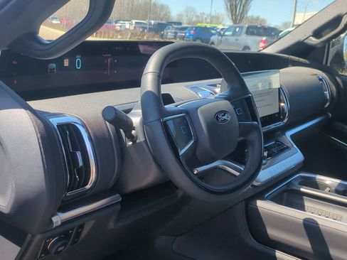 New 2025 Ford Expedition Platinum w/ Stealth Performance Package image 10