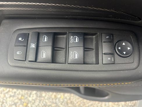 Used 2022 Dodge Durango R/T w/ Quick Order Package 22F image 20