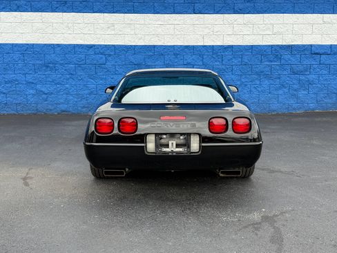 Used 1993 Chevrolet Corvette Coupe RWD image 8