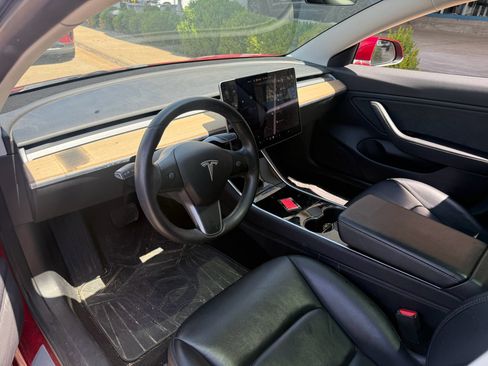 Used 2019 Tesla Model 3 Standard Range Plus RWD image 9