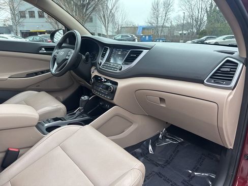 Used 2017 Hyundai Tucson Limited w/ Limited Ultimate Package 03 image 31