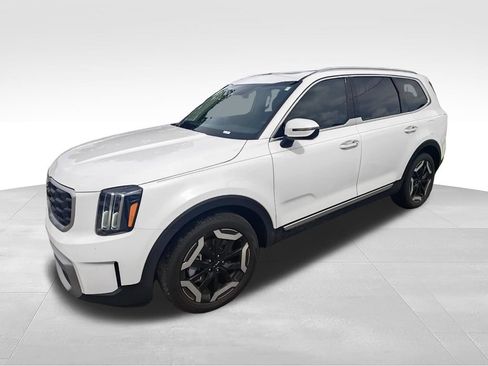 Used 2023 Kia Telluride S w/ S Sunroof Package AWD/4WD image 1