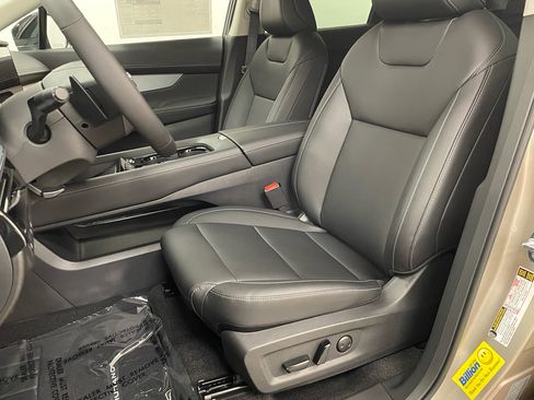 New 2025 Nissan Murano SL image 6