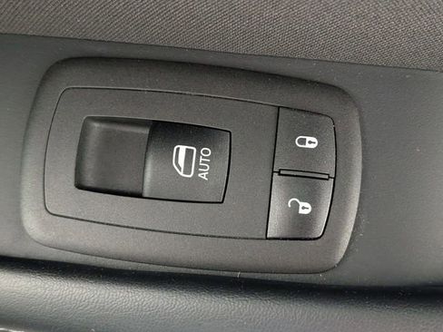 Used 2022 Dodge Challenger R/T w/ Blacktop Package image 29