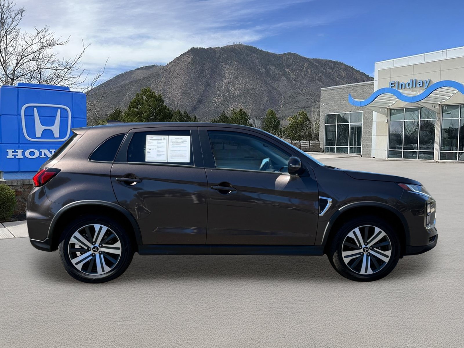 Used 2024 Mitsubishi Outlander Sport SE AWD/4WD image 7