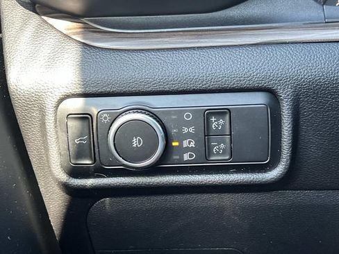 Certified 2023 Ford Explorer Limited w/ Equipment Group 301A AWD/4WD image 30