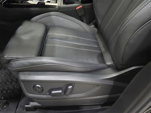 Certified 2025 Audi Q5 2.0T Premium Plus w/ Premium Plus Package image 29