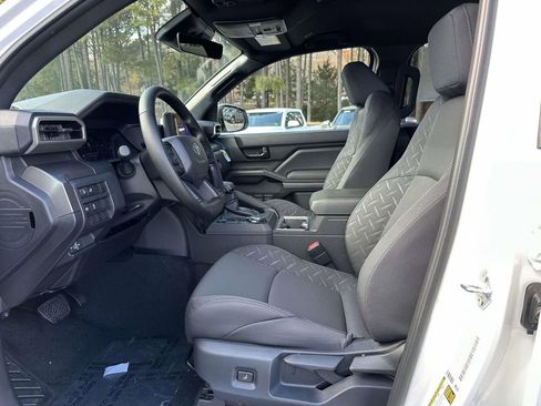 New 2025 Toyota Tacoma SR5 image 15