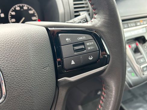 Used 2025 Honda Odyssey Sport-L image 18