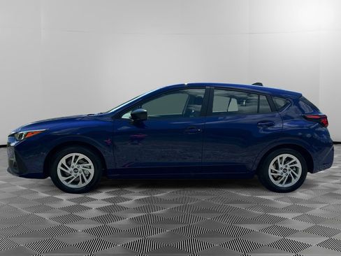 Certified 2025 Subaru Impreza 2.0i image 4