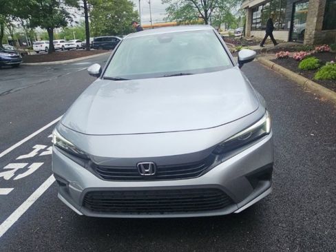 Used 2023 Honda Civic LX image 4