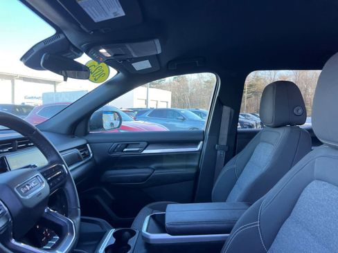 Certified 2025 GMC Terrain Elevation image 12