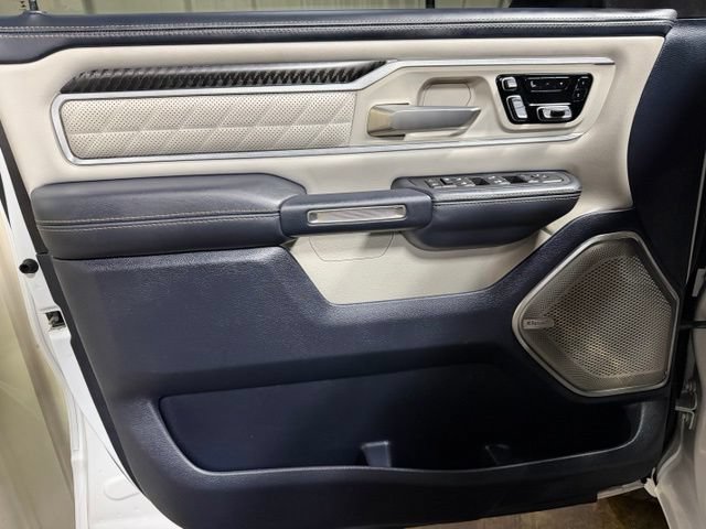 Used 2025 RAM 1500 Tungsten AWD/4WD image 14