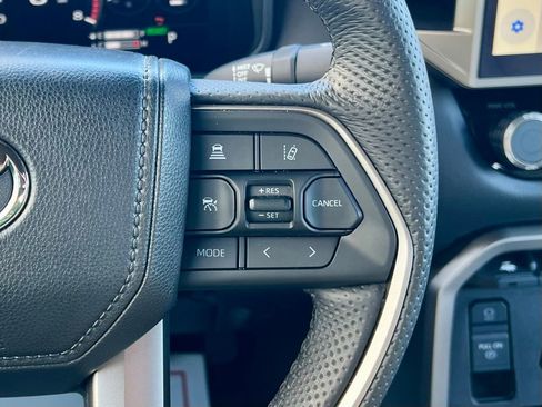 Used 2025 Toyota Tundra Limited image 29