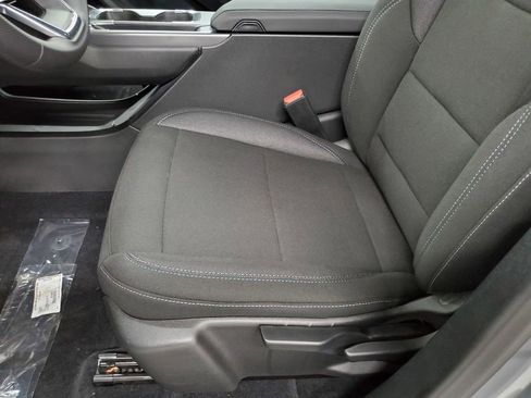 New 2026 Chevrolet Equinox EV LT image 14