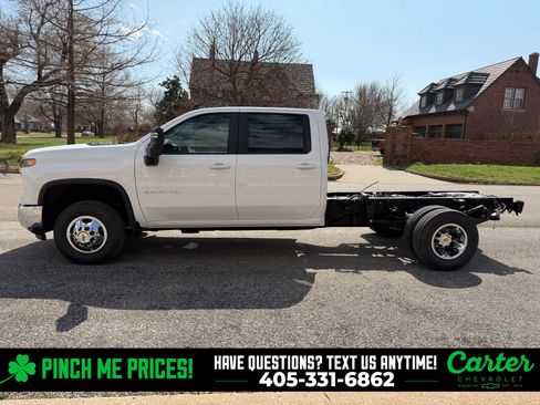 New 2026 Chevrolet Silverado 3500 LT image 8