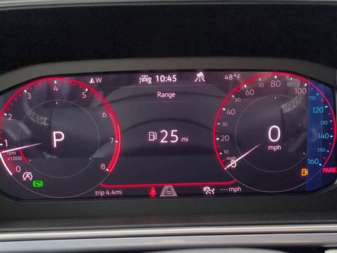 New 2025 Volkswagen Taos SEL image 34