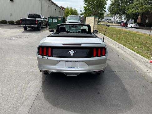 Used 2017 Ford Mustang Convertible w/ Equipment Group 051A RWD image 10