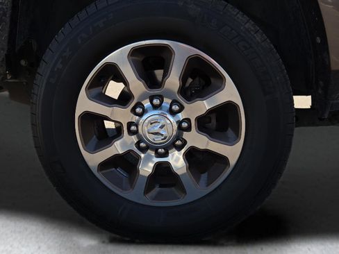 Used 2019 RAM 2500 Limited image 40