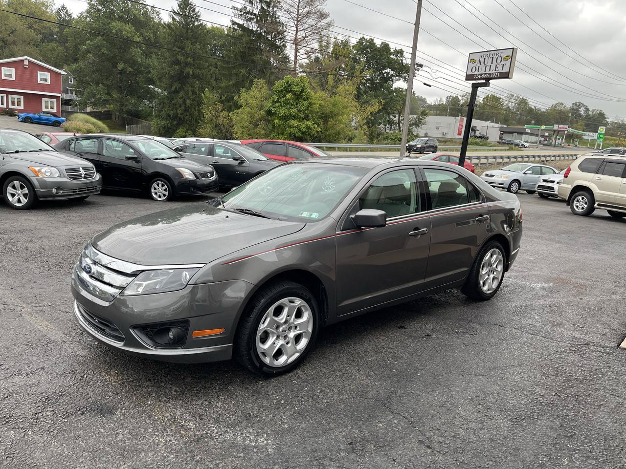 Used 2010 Ford Fusion SE FWD image 10