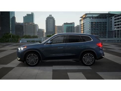 New 2026 BMW X1 xDrive28i w/ Technology Package AWD/4WD image 4