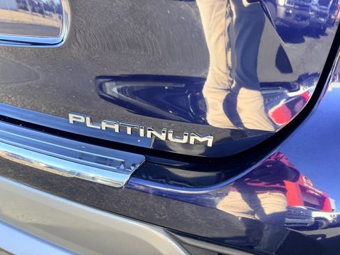 Used 2022 Toyota Highlander Platinum image 41