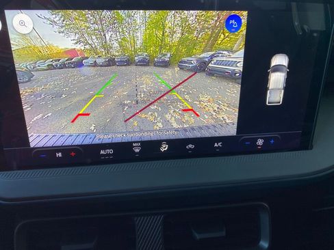 New 2025 Ford Maverick XL w/ Equipment Group 101A image 15