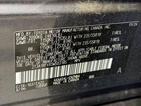 Used 2025 Toyota RAV4 XLE Premium w/ Weather Package AWD/4WD image 41