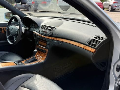 Used 2007 Mercedes-Benz E 63 AMG Sedan image 23