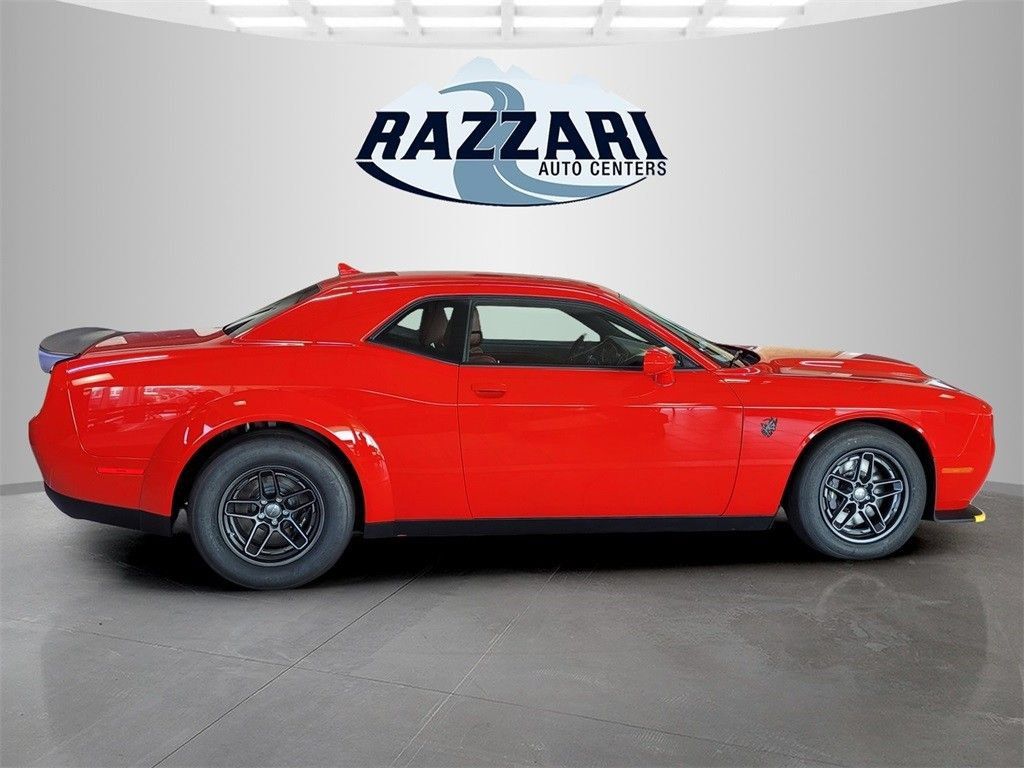 New 2023 Dodge Challenger SRT Hellcat Redeye RWD image 4