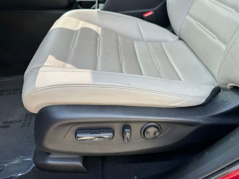 Used 2025 Honda CR-V EX-L image 27