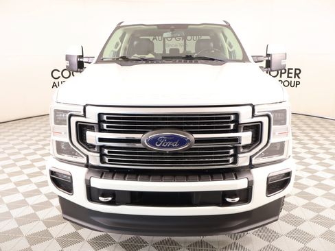 Used 2020 Ford F250 Limited AWD/4WD image 10