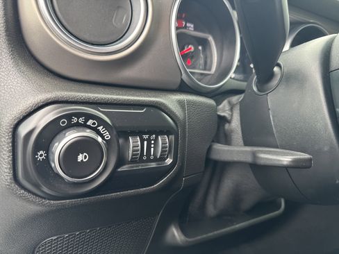 Used 2020 Jeep Wrangler Unlimited Rubicon image 32