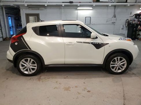 Used 2011 Nissan Juke SL image 6