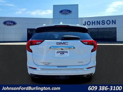 Used 2020 GMC Terrain Denali w/ LPO, Floor Liner Package AWD/4WD image 4