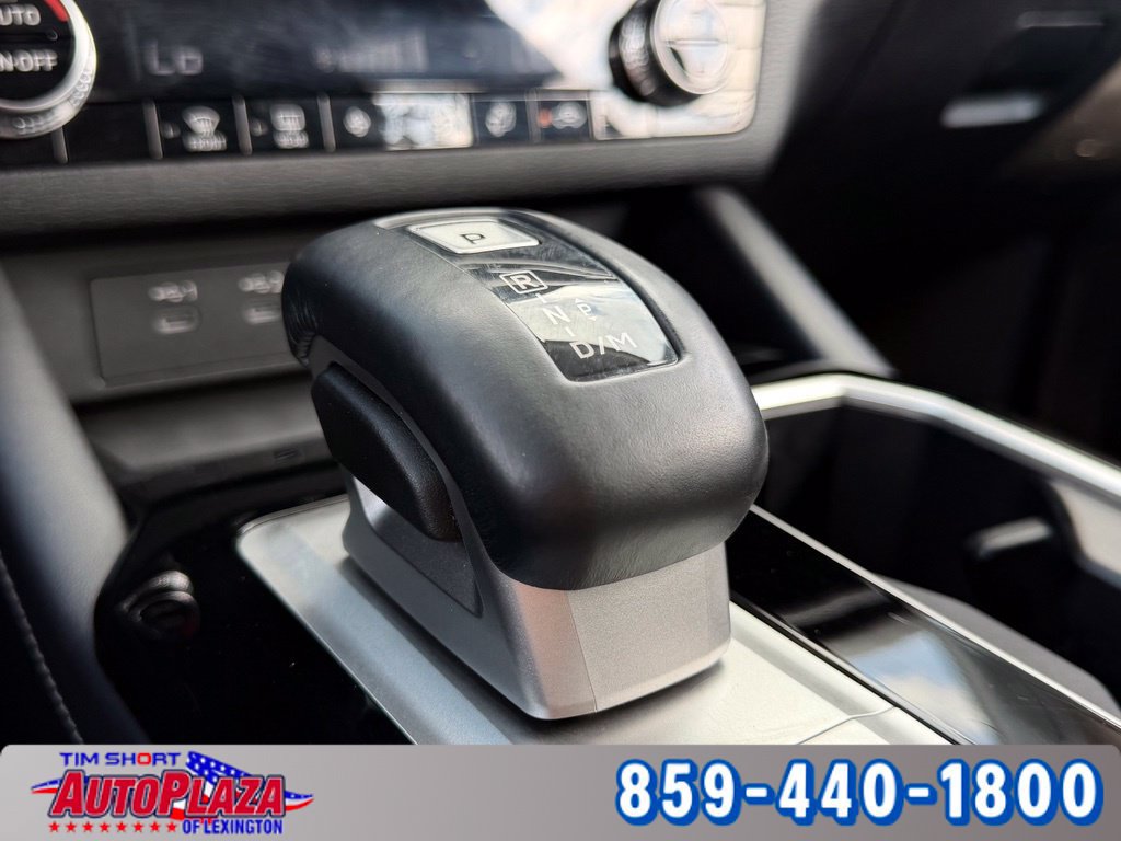 Used 2025 Mitsubishi Outlander SE AWD/4WD image 21