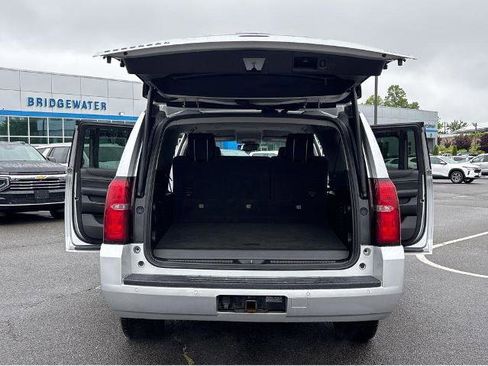 Used 2019 Chevrolet Suburban LT AWD/4WD image 13