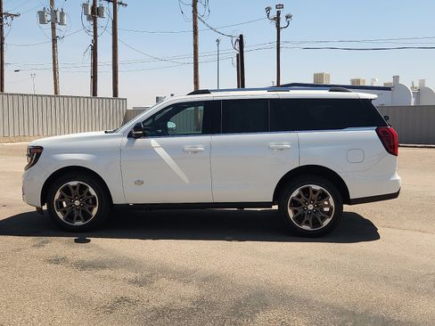 New 2027 Ford Expedition King Ranch AWD/4WD image 2