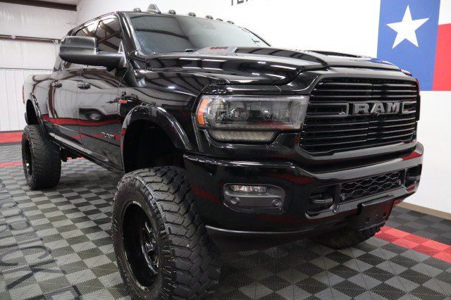 Used 2019 RAM 2500 Laramie w/ Black Appearance Package AWD/4WD image 21