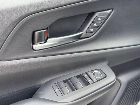 New 2026 Toyota Prius Plug-In Hybrid image 28