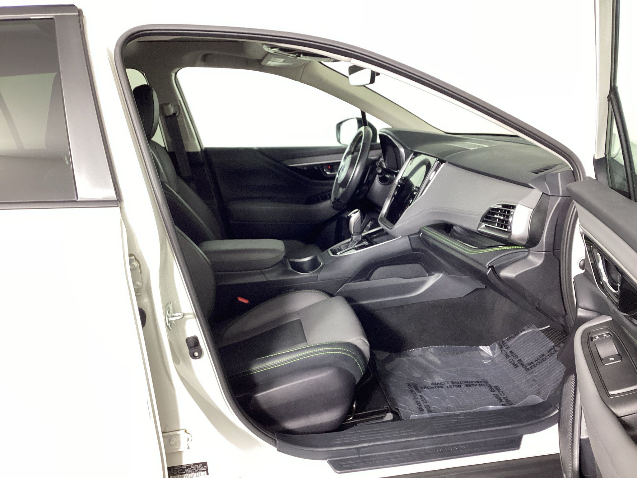 Used 2024 Subaru Outback Onyx Edition AWD/4WD image 9