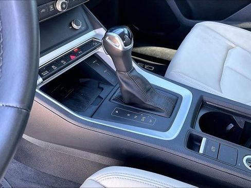 Used 2024 Audi Q3 2.0T Premium Plus w/ Premium Plus Package image 14