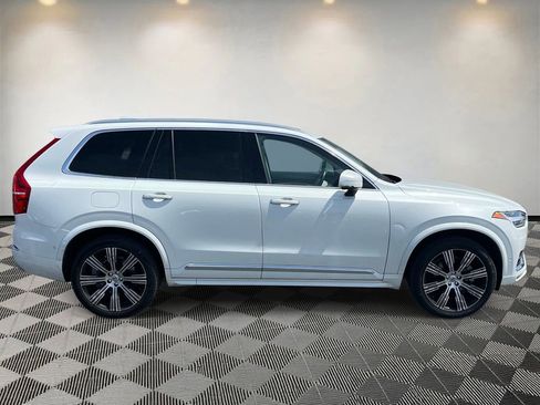 Used 2022 Volvo XC90 T6 Inscription AWD/4WD image 2