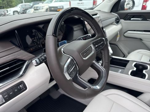 New 2026 GMC Acadia Denali w/ Super Cruise Package AWD/4WD image 13